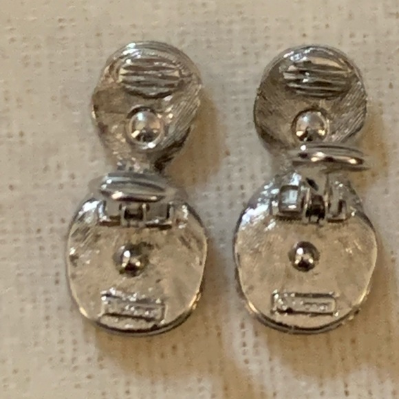 Vintage Monet Clip-on Silver tone Earrings - Picture 3 of 5